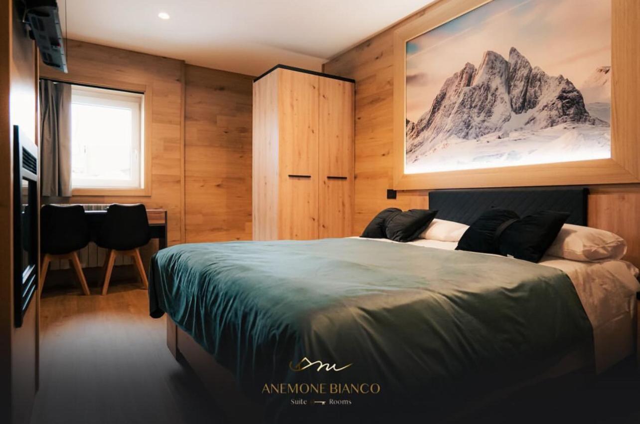 Anemone Bianco Suite Rooms باسو ديل تونالي المظهر الخارجي الصورة